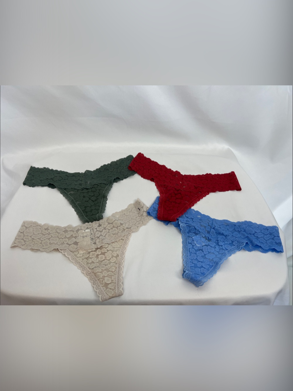 NWT Aerie Lace Thong Pack in Beige, Green, Red & Sky Blue